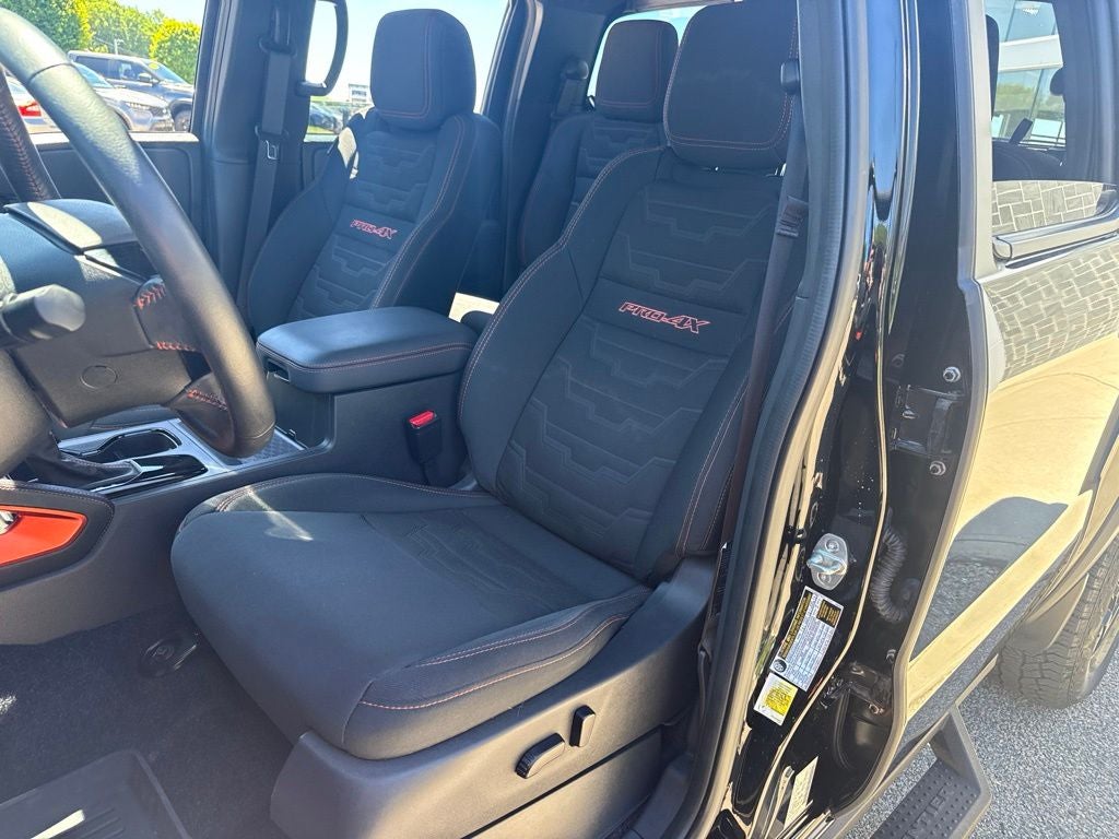 2022 Nissan Frontier PRO-4X
