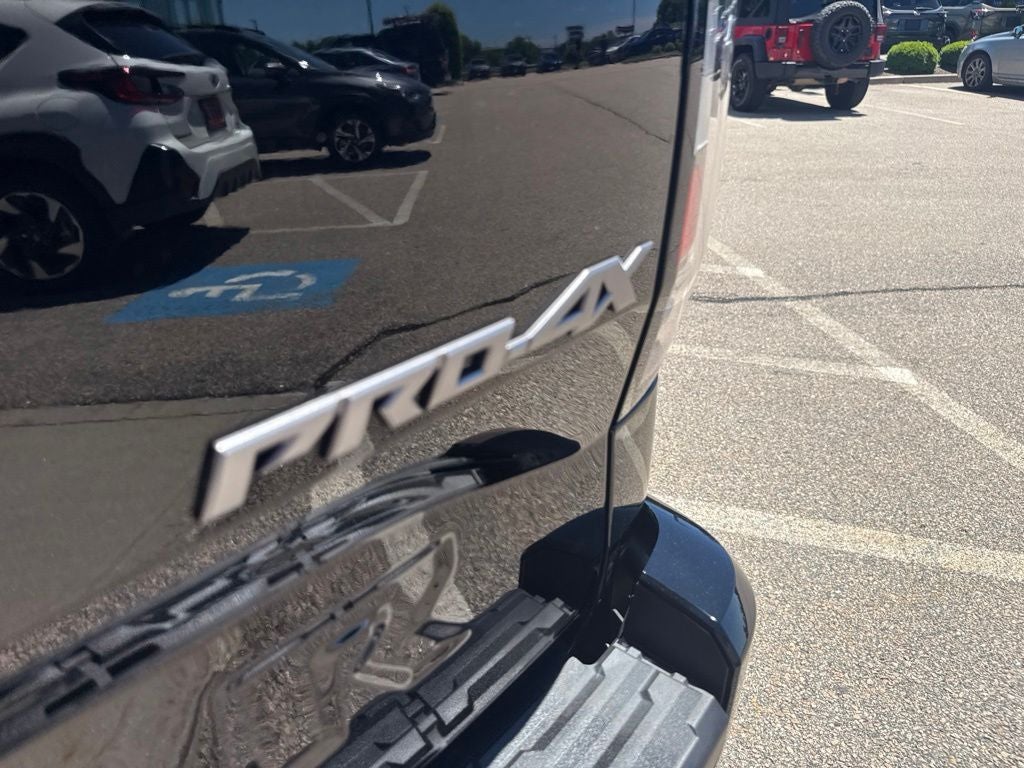 2022 Nissan Frontier PRO-4X