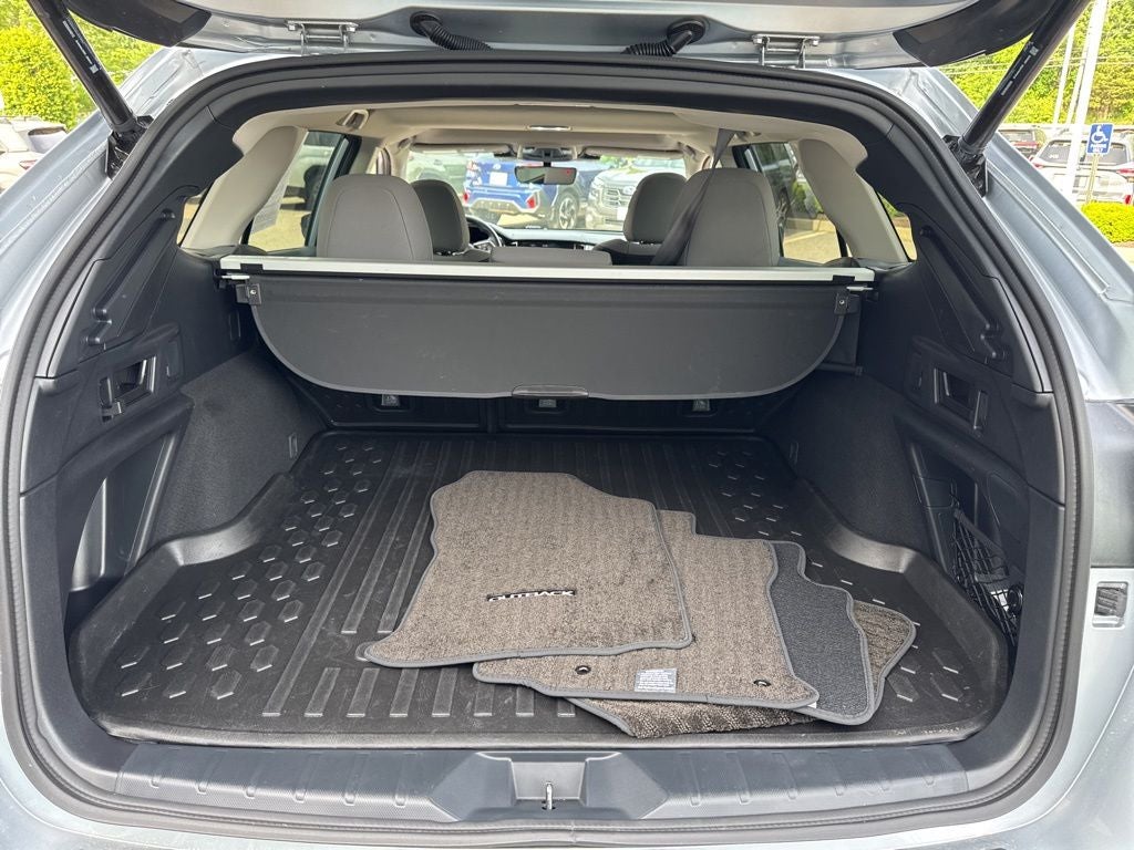 2023 Subaru Outback Premium Premium