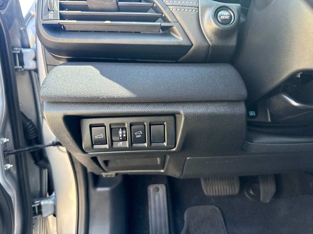 2025 Subaru Outback Premium Premium