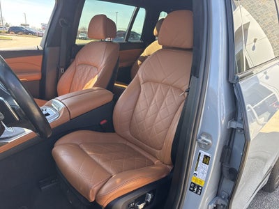 2023 BMW X7 xDrive40i M Sport Professional