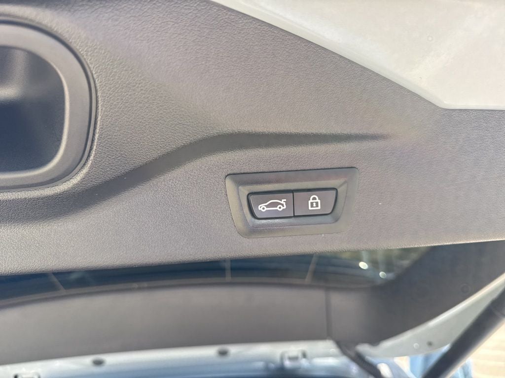 2023 BMW X7 xDrive40i M Sport Professional