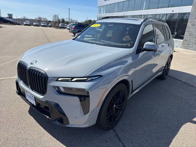 2023 BMW X7 xDrive40i M Sport Professional