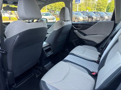 2023 Subaru Forester Base