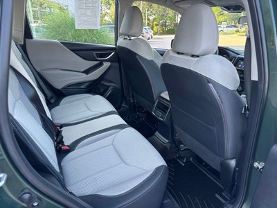 2023 Subaru Forester Base