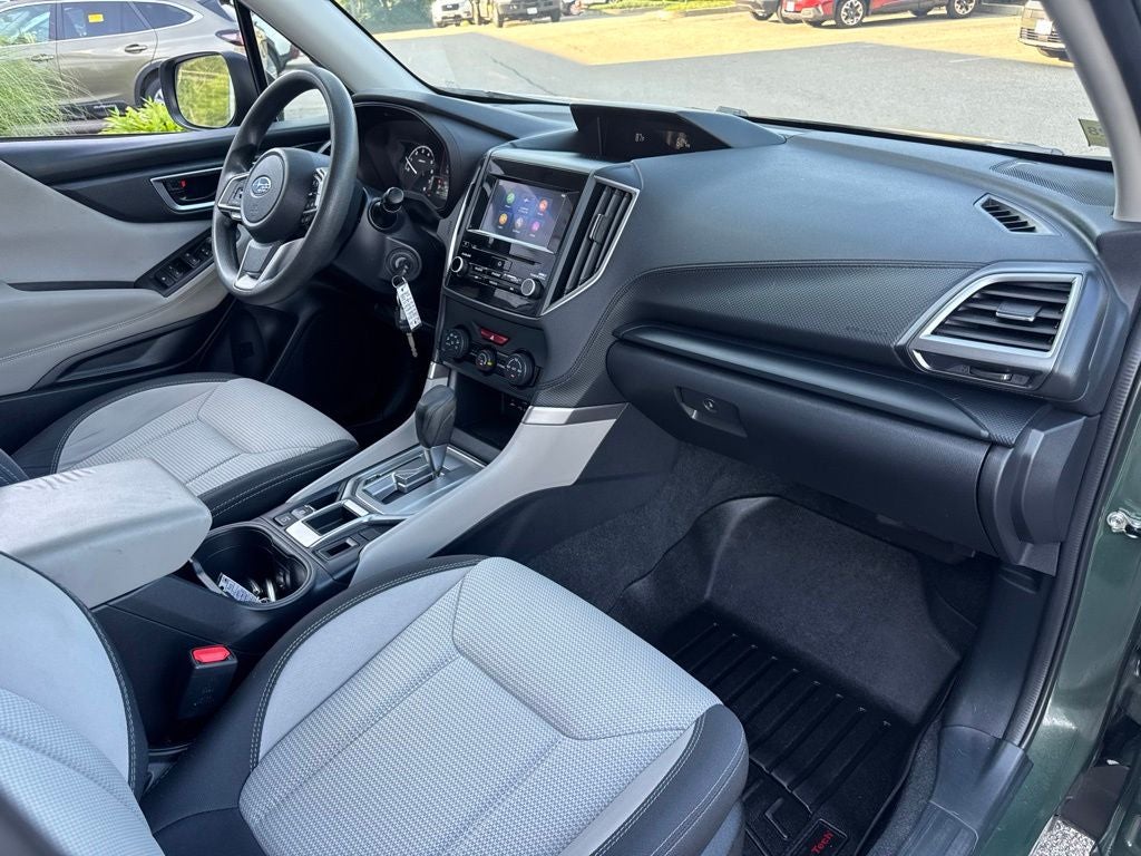2023 Subaru Forester Base