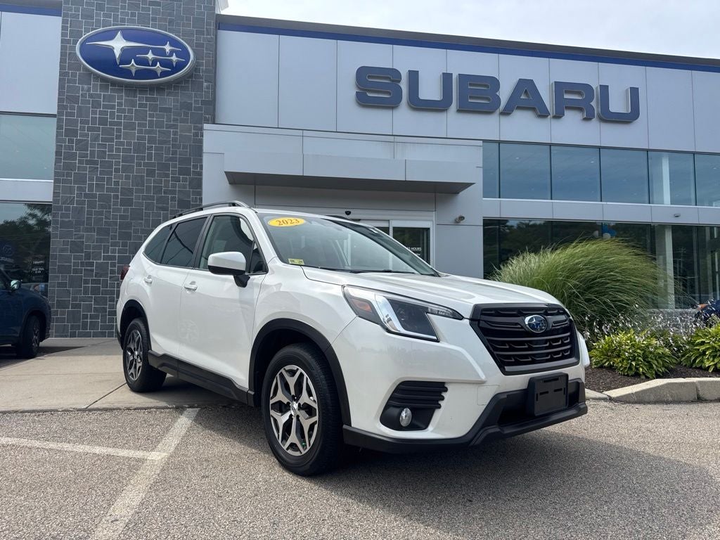 2023 Subaru Forester Premium Premium