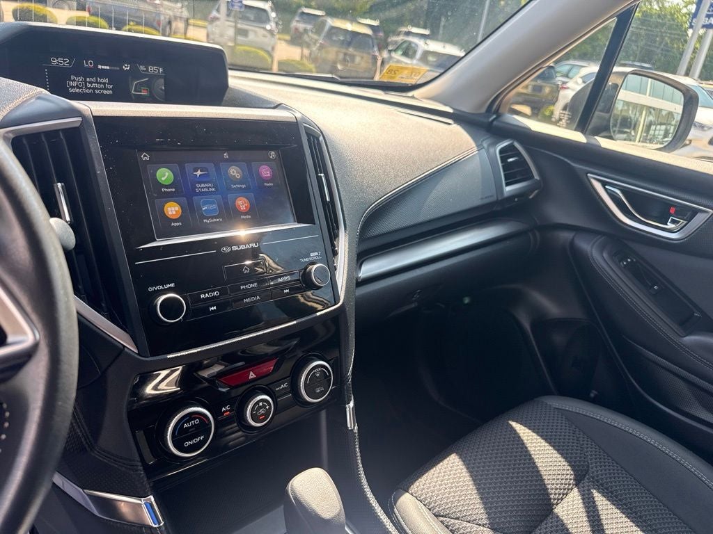 2024 Subaru Forester Premium Premium