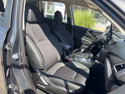 2024 Subaru Forester Premium Premium