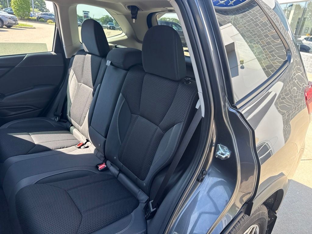 2024 Subaru Forester Premium Premium