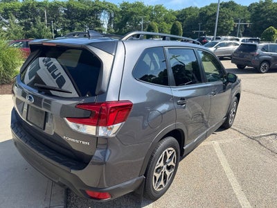 2024 Subaru Forester Premium Premium