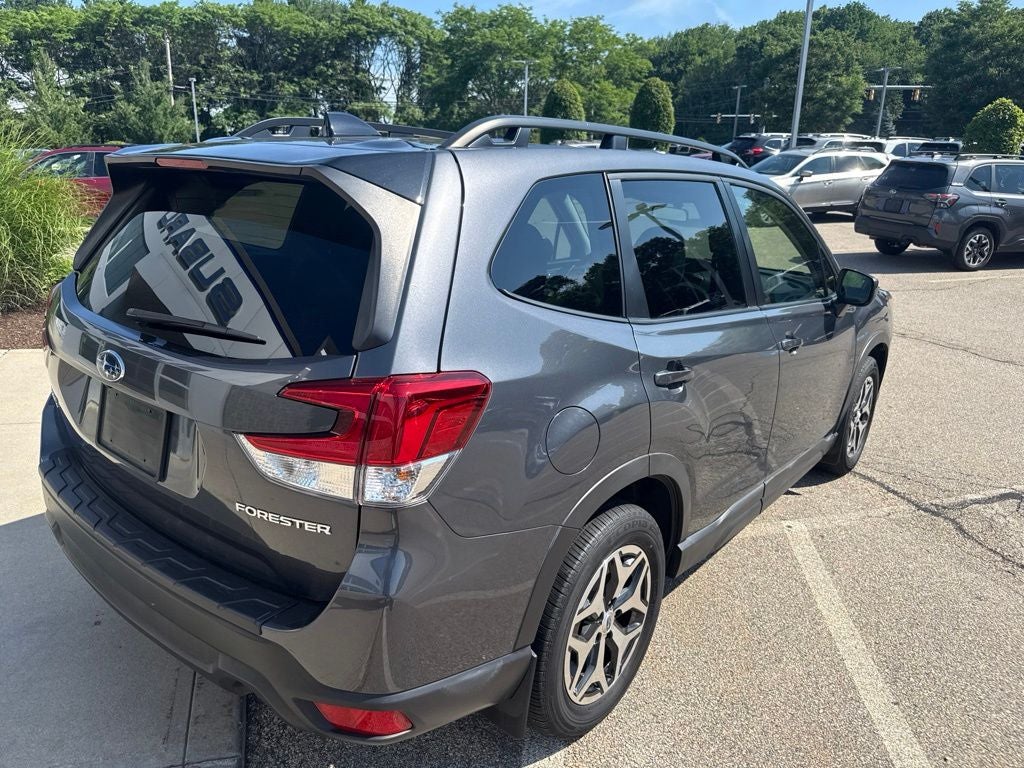 2024 Subaru Forester Premium Premium