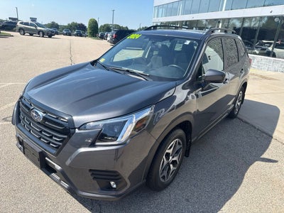 2024 Subaru Forester Premium Premium