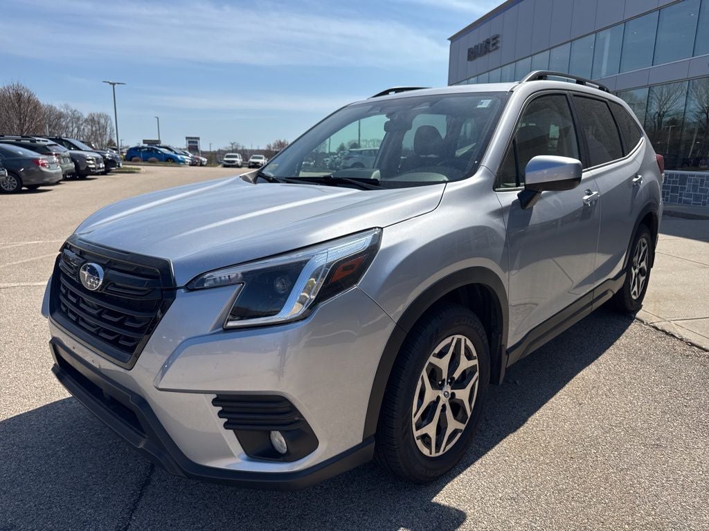 2023 Subaru Forester Premium Premium