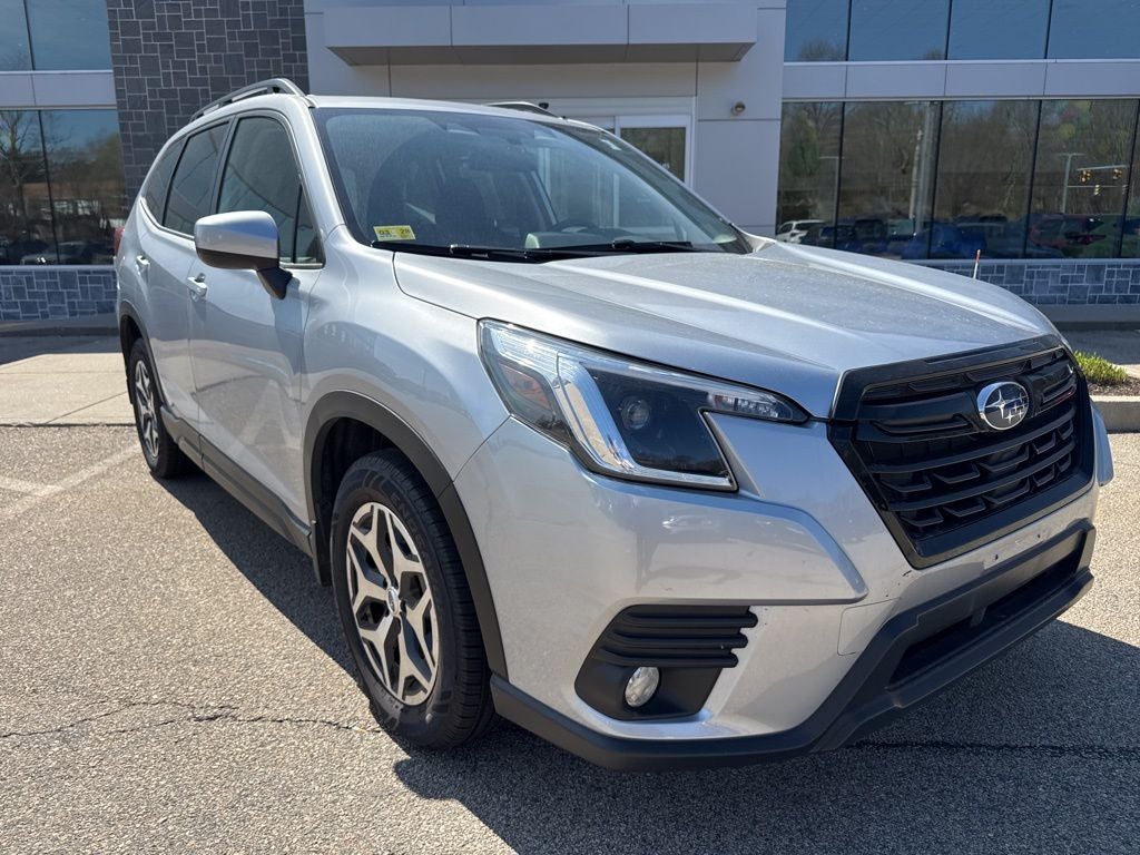2023 Subaru Forester Premium Premium