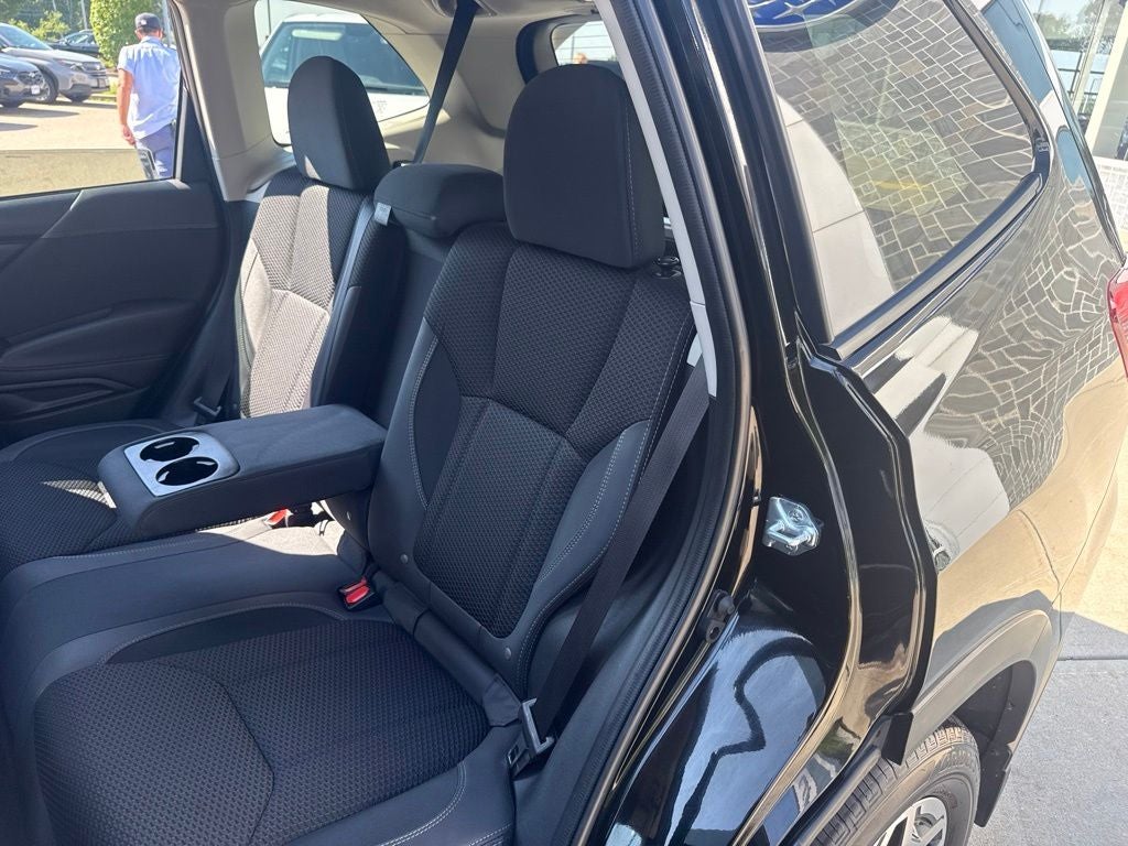 2024 Subaru Forester Premium Premium