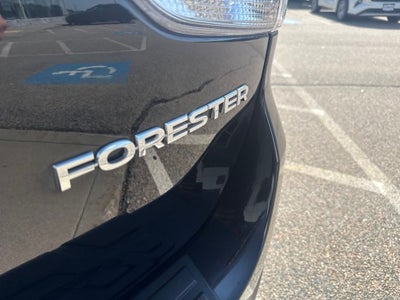 2024 Subaru Forester Premium Premium