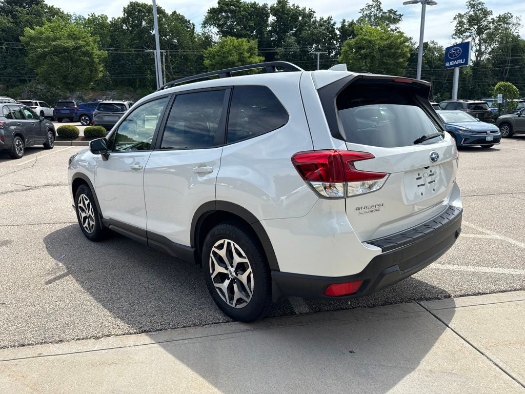 2023 Subaru Forester Premium Premium