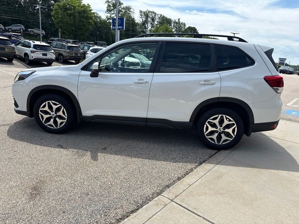 2023 Subaru Forester Premium Premium
