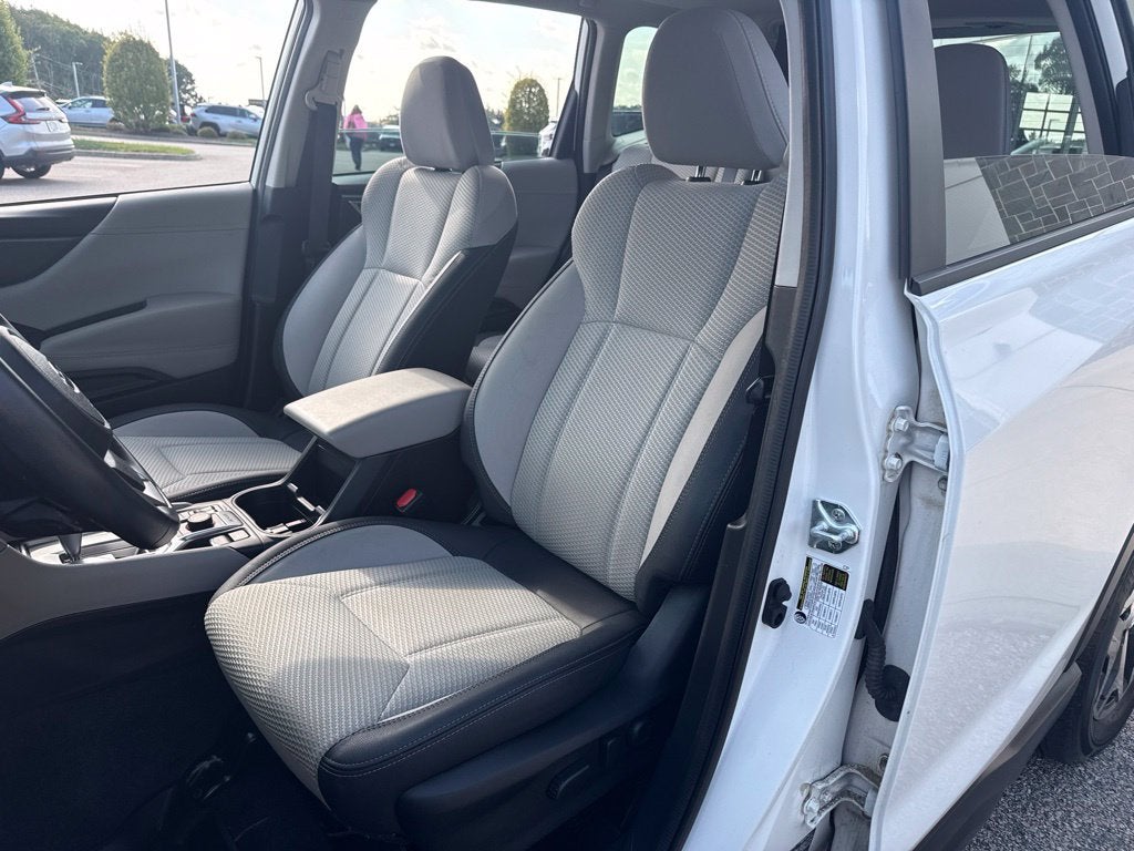 2023 Subaru Forester Premium Premium