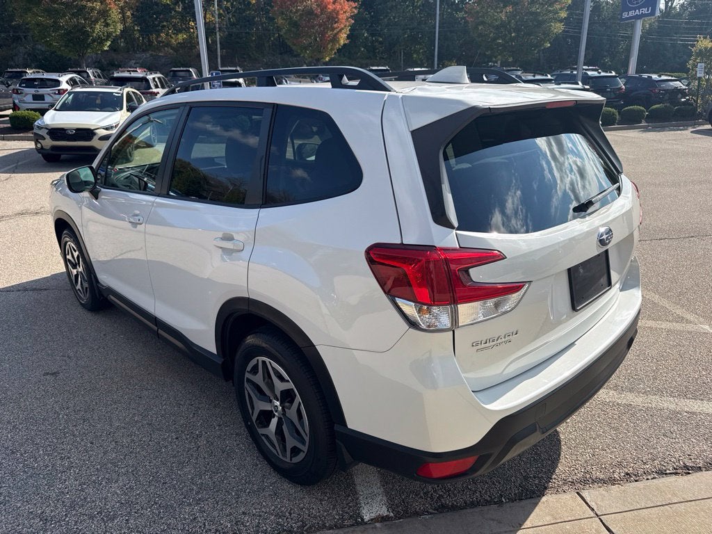 2023 Subaru Forester Premium Premium