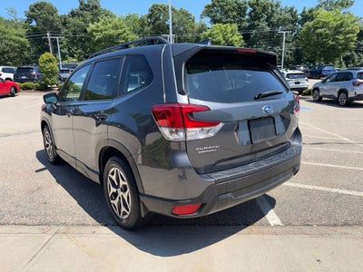 2023 Subaru Forester Premium Premium