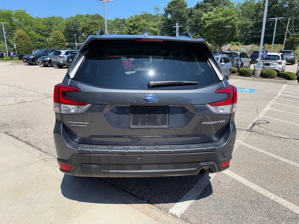 2023 Subaru Forester Premium Premium