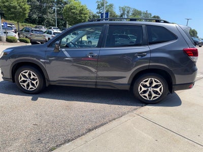 2023 Subaru Forester Premium Premium