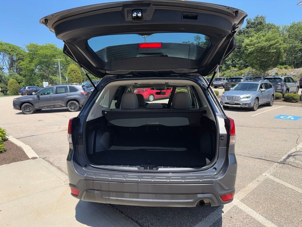 2023 Subaru Forester Premium Premium