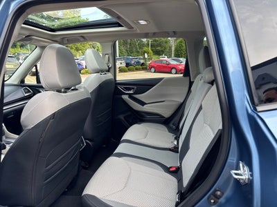 2024 Subaru Forester Premium Premium