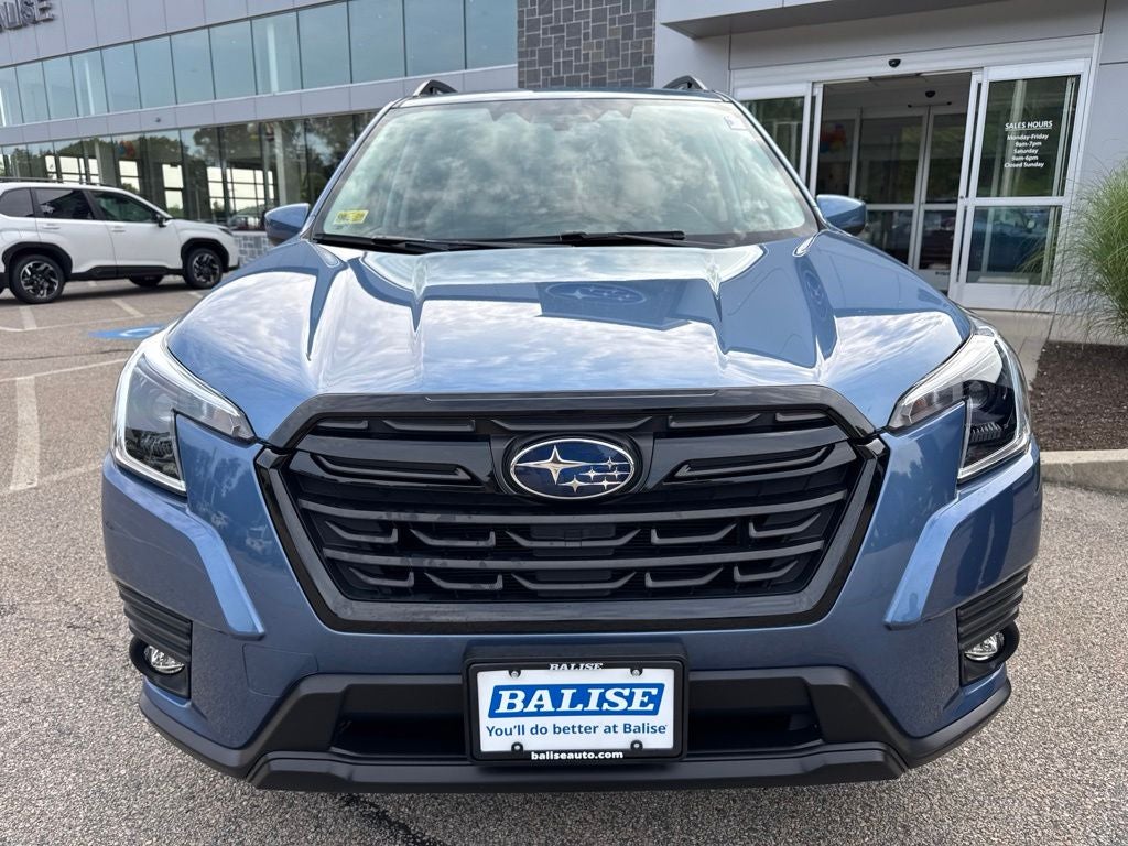 2024 Subaru Forester Premium Premium