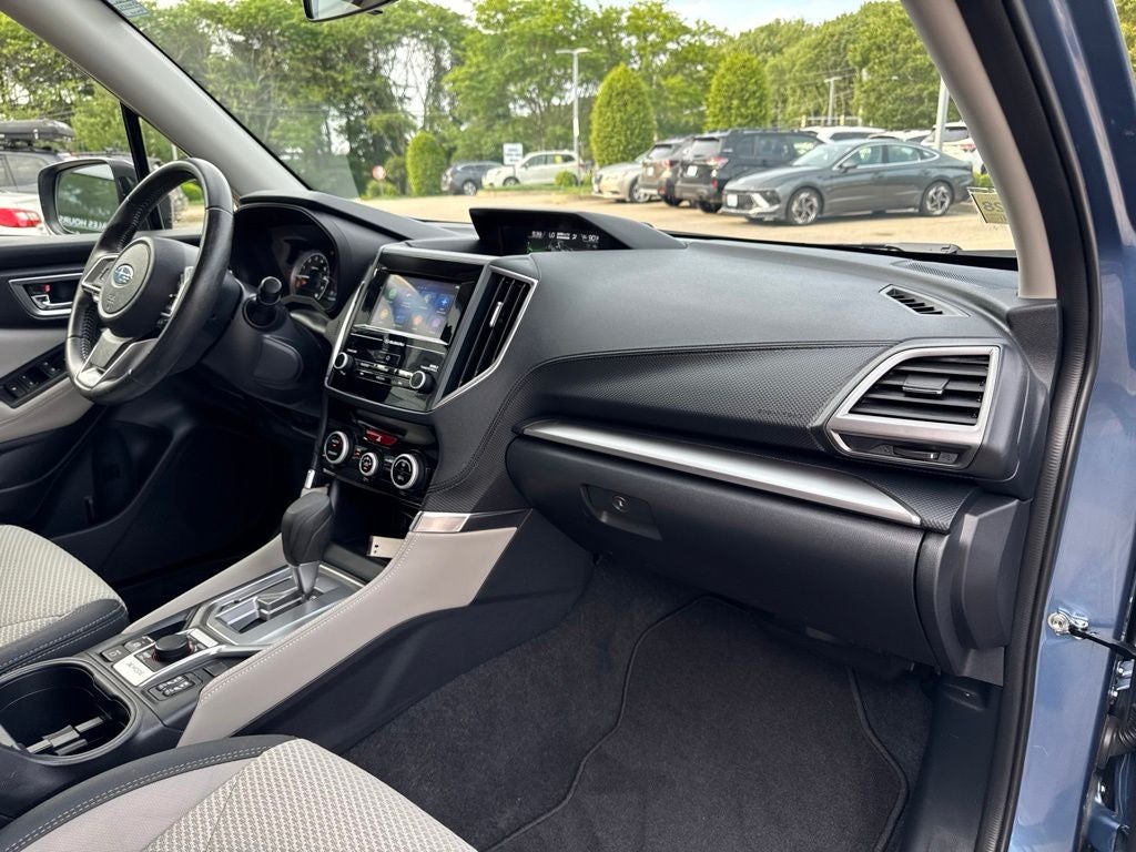2024 Subaru Forester Premium Premium