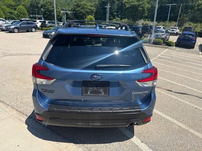 2023 Subaru Forester Premium Premium