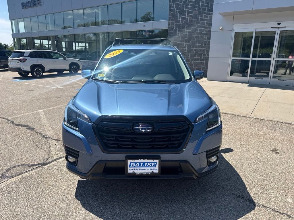 2023 Subaru Forester Premium Premium
