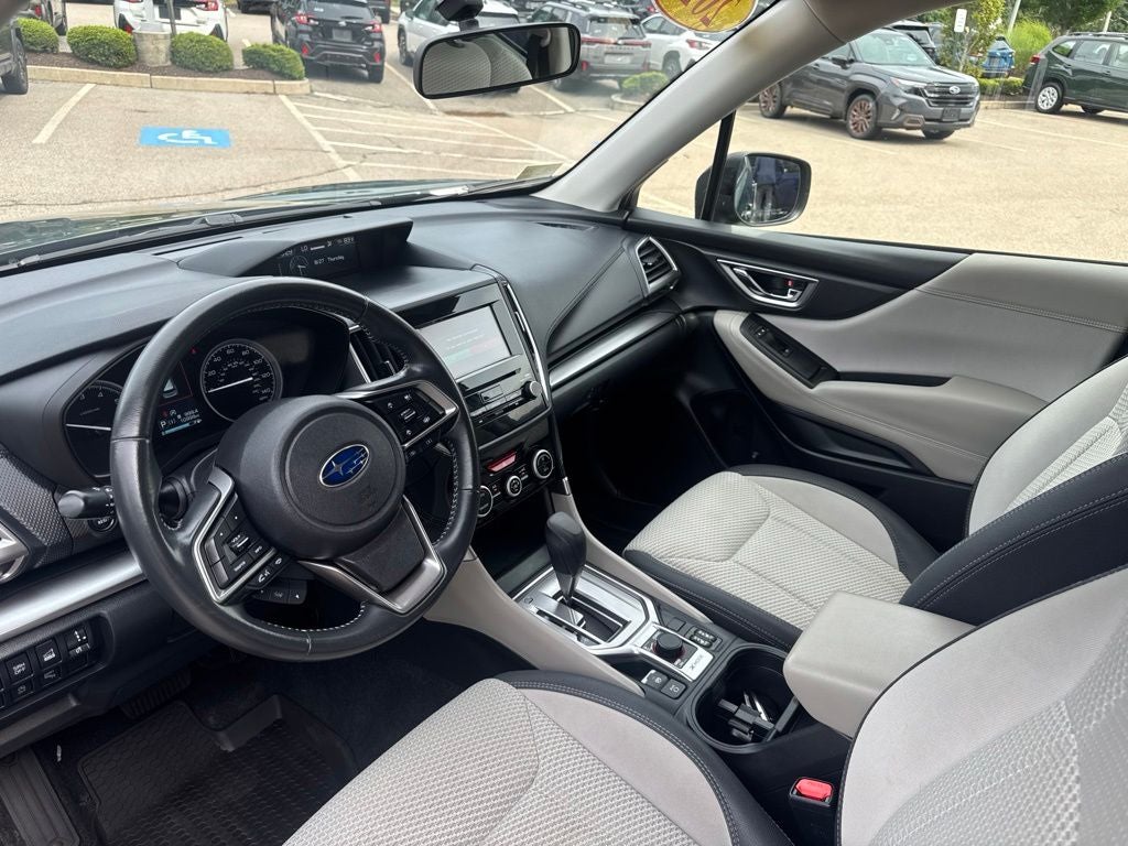 2023 Subaru Forester Premium Premium