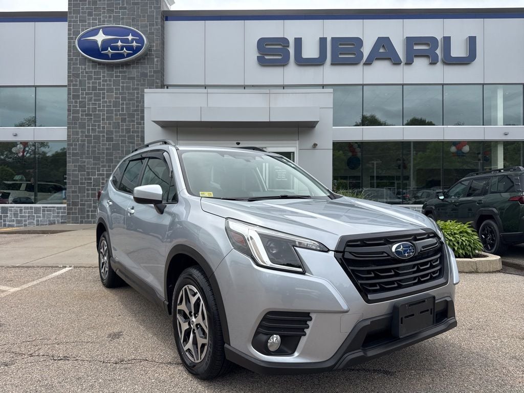 2023 Subaru Forester Premium Premium