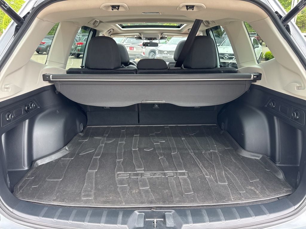 2023 Subaru Forester Premium Premium
