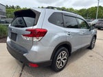 2023 Subaru Forester Premium Premium
