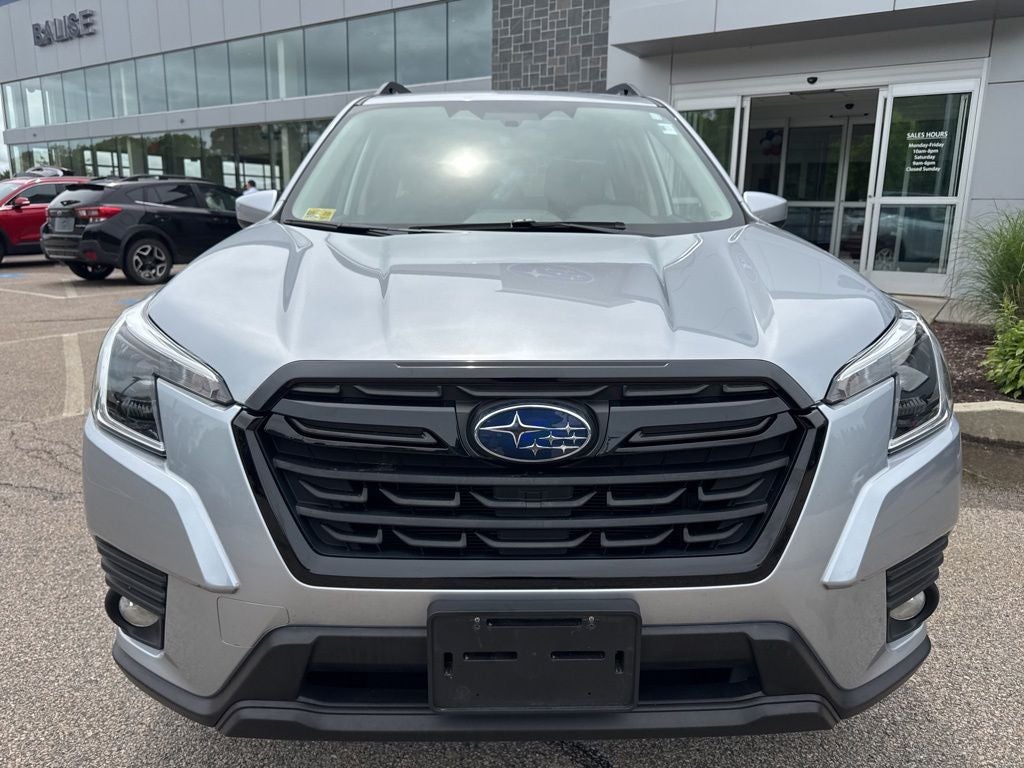 2023 Subaru Forester Premium Premium