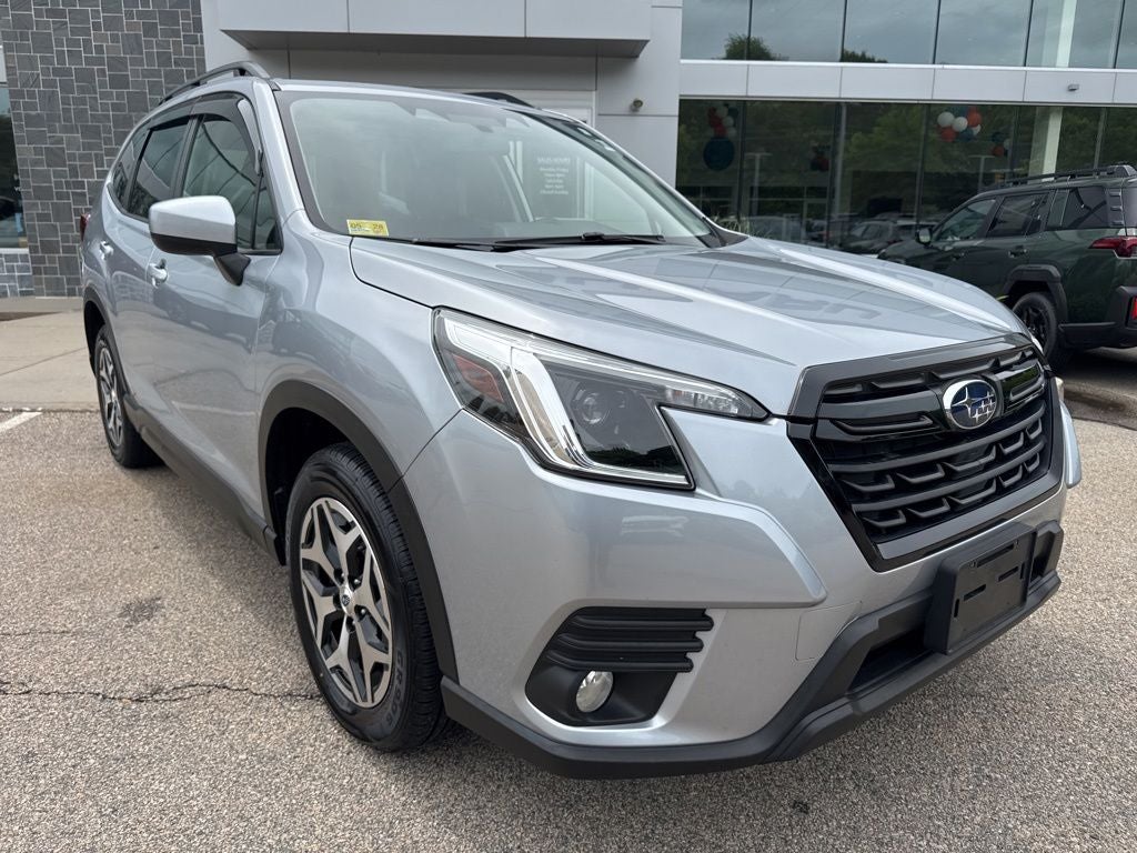 2023 Subaru Forester Premium Premium