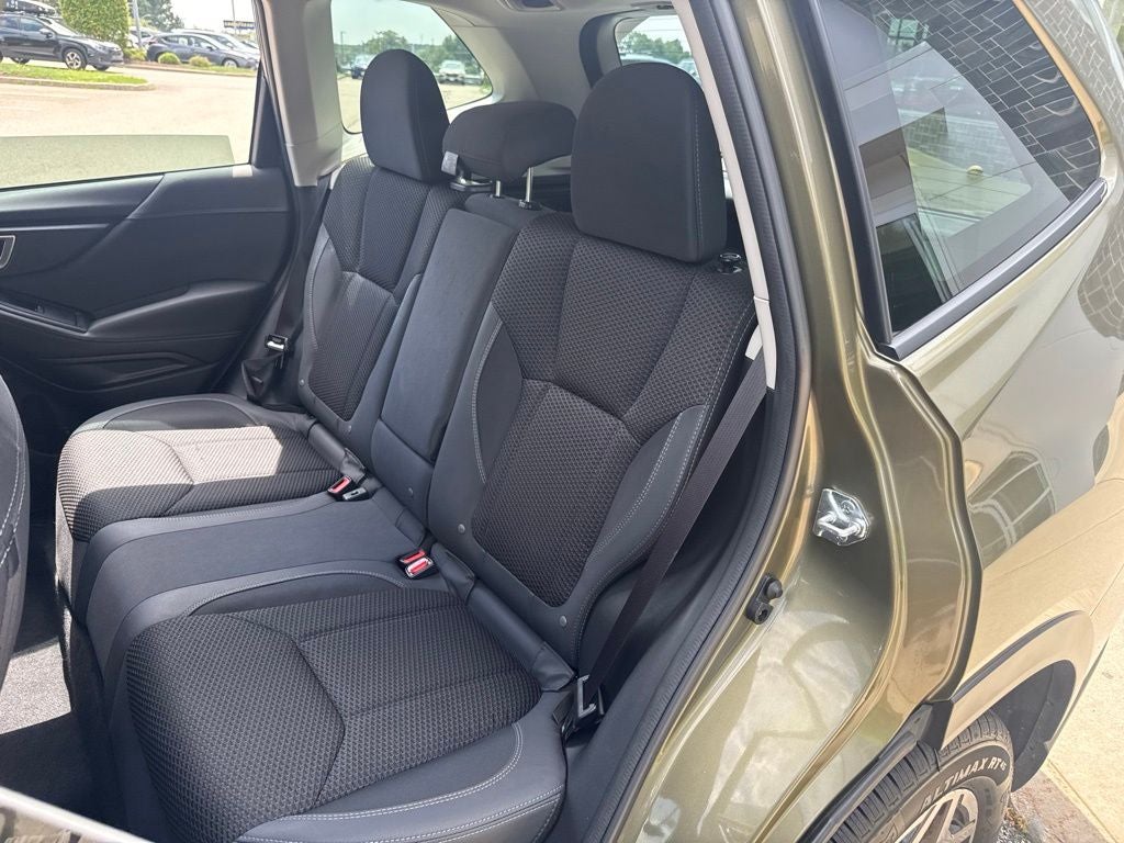 2023 Subaru Forester Premium Premium