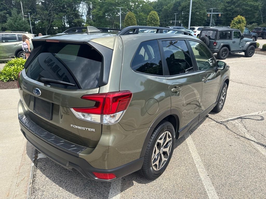 2023 Subaru Forester Premium Premium