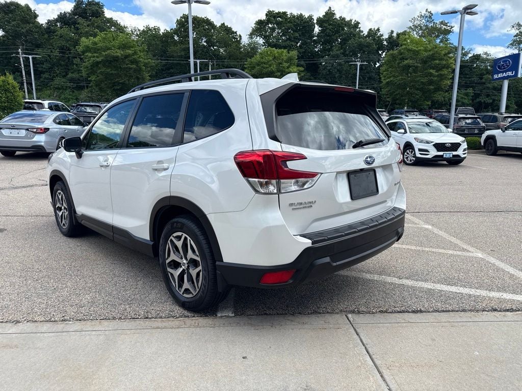 2023 Subaru Forester Premium Premium