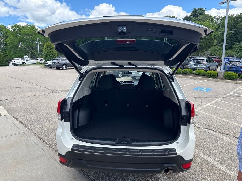 2023 Subaru Forester Premium Premium