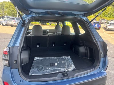 2025 Subaru Forester Base