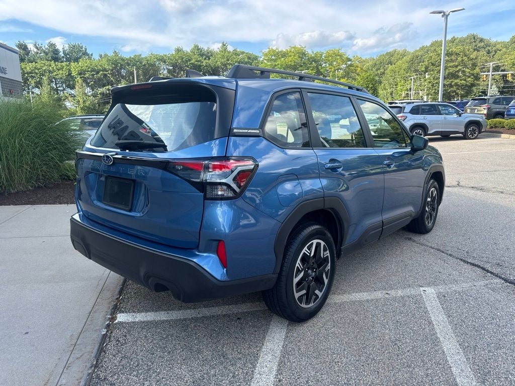 2025 Subaru Forester Base