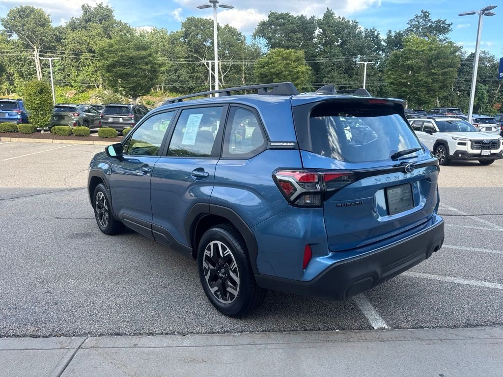 2025 Subaru Forester Base