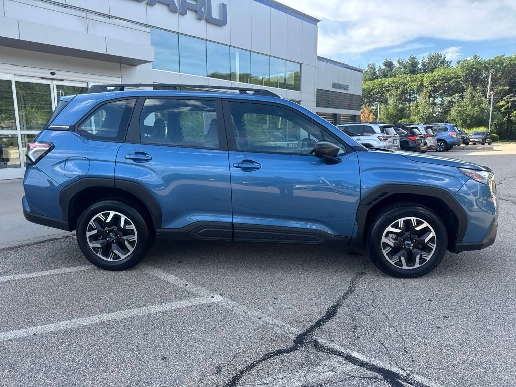 2025 Subaru Forester Base