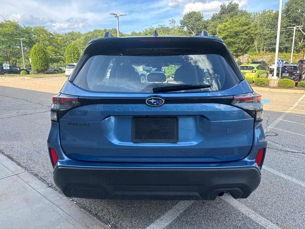 2025 Subaru Forester Base