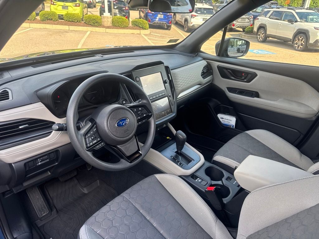 2025 Subaru Forester Base